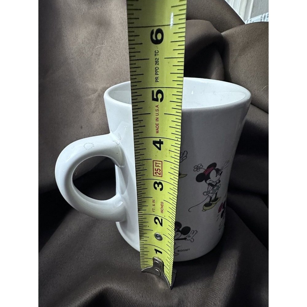 Disney Store The Many Moods Of Minnie Mouse Mug Cup - Retired Blank Interior - Picture 5 of 8